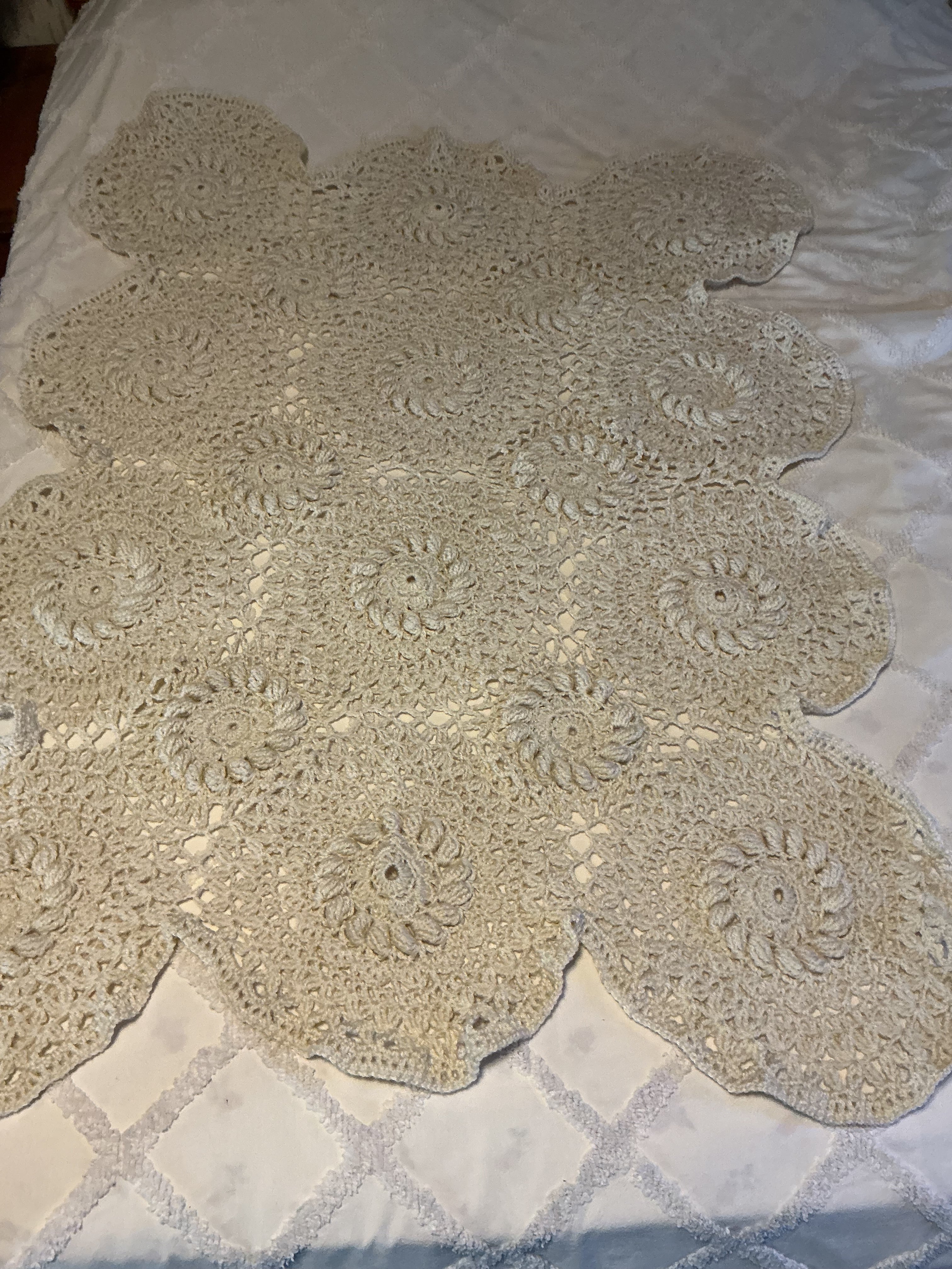 Hand-Crocheted Cream Dream Throw - Positano Design 38x54