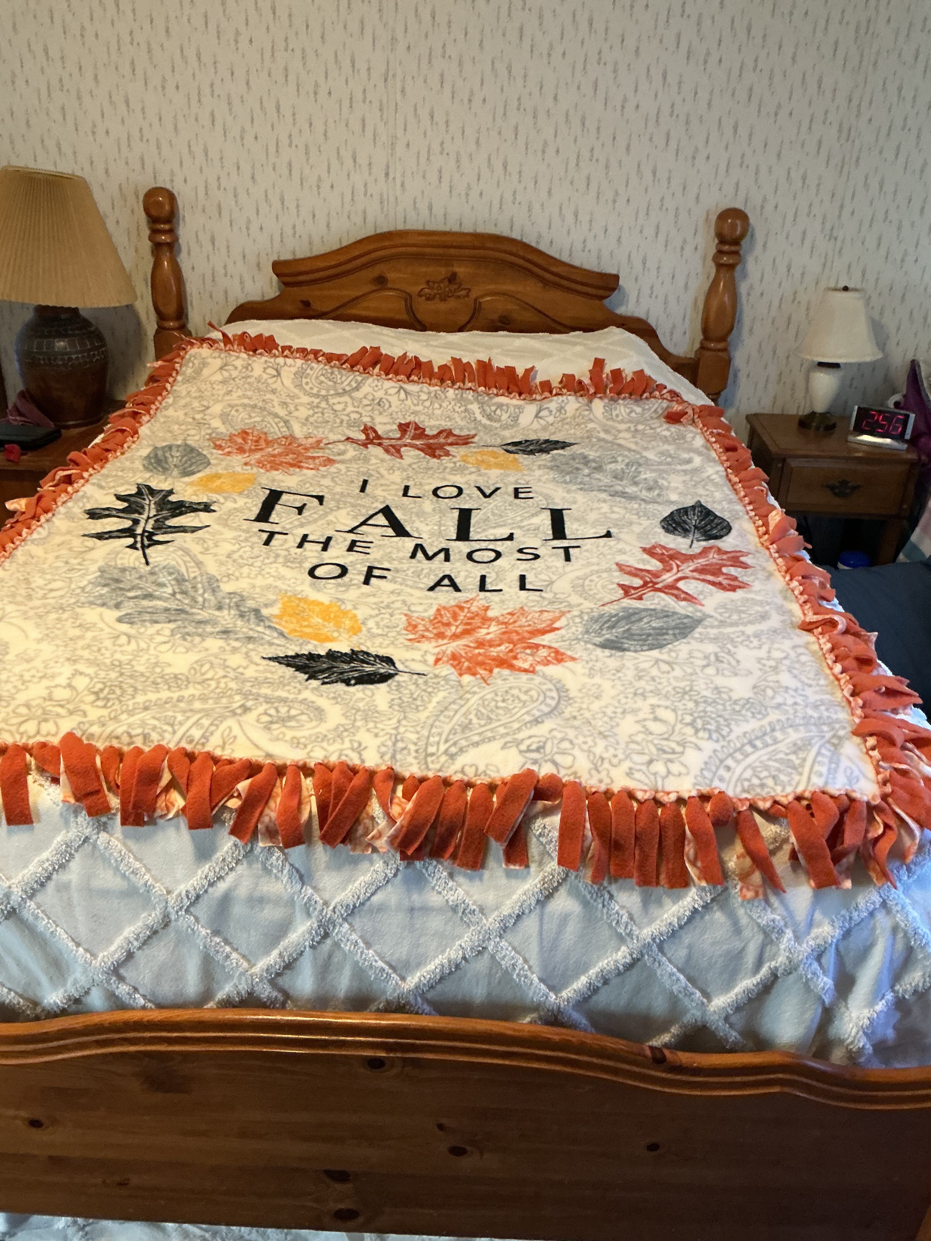 No-Sew Fall Fleece Blanket - 50x62