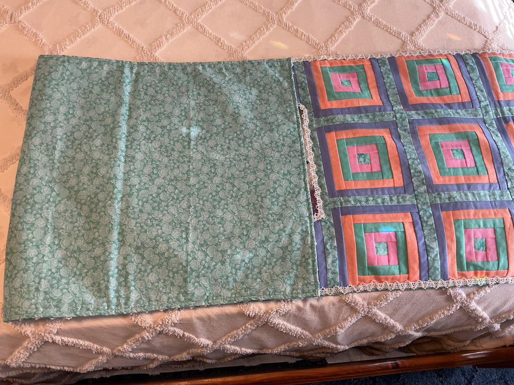 Hummingbird Bed Runner