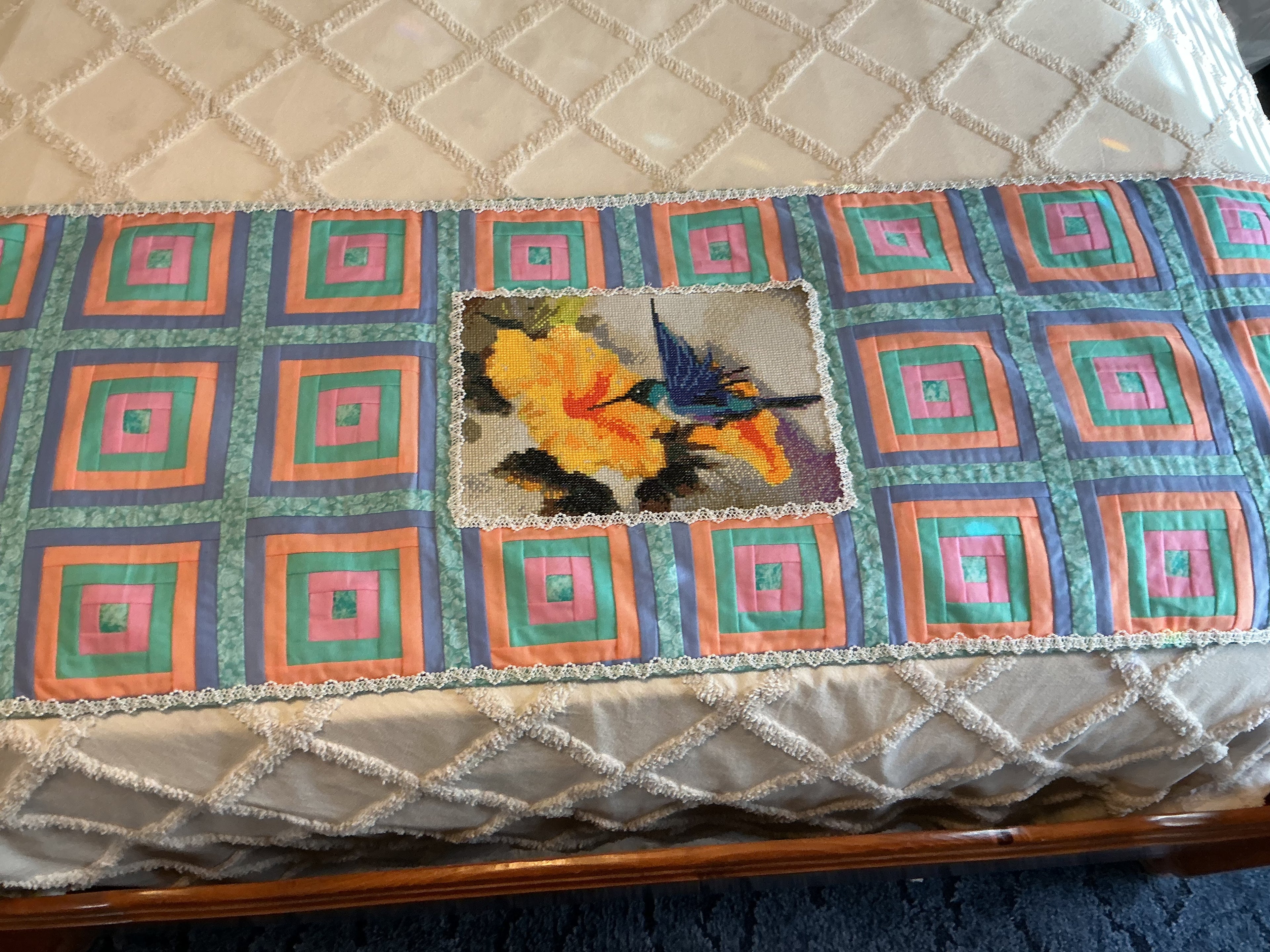 Hummingbird Bed Runner